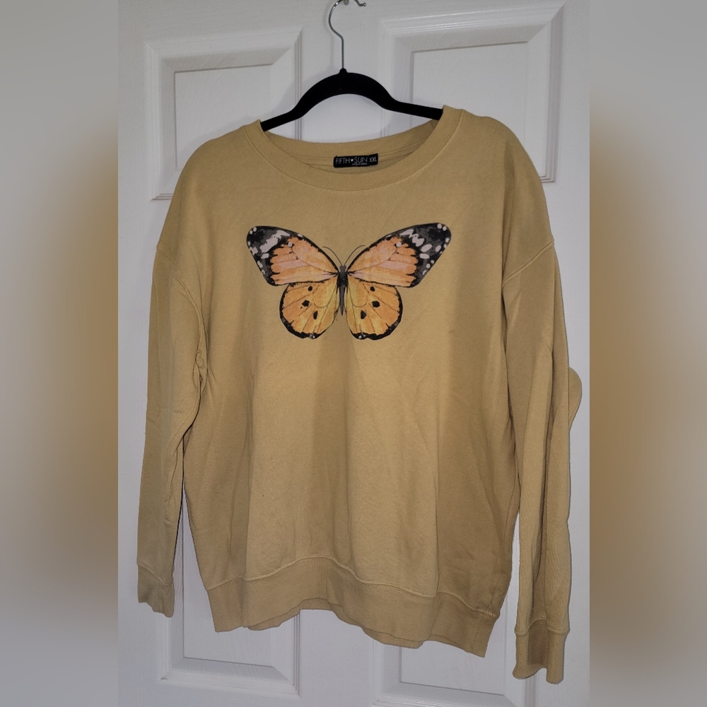 The 5th Sun Butterfly Print Sweatshirt 🌞🦋